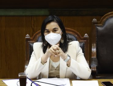 "Se pegaron en la cabeza": Los polémicos dichos de la ministra Siches que tensionaron la votación del Estado de Excepción en la Cámara