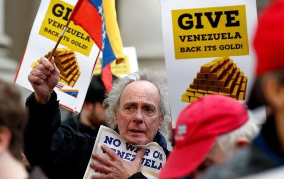 Tribunal Superior de Reino Unido niega al gobierno de Maduro el acceso a las reservas de oro de Venezuela en el Banco de Inglaterra