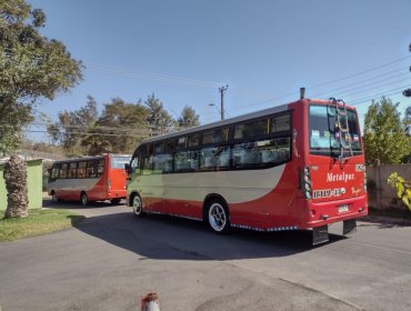 Conductores de microbuses del Gran Valparaíso denuncian a empresa de mantener millonaria deuda en pago de compensaciones