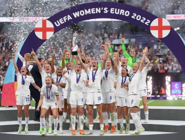 Inglaterra superó 2-1 a Alemania y se quedó con la Eurocopa Femenina ante más de 87 mil personas en Wembley