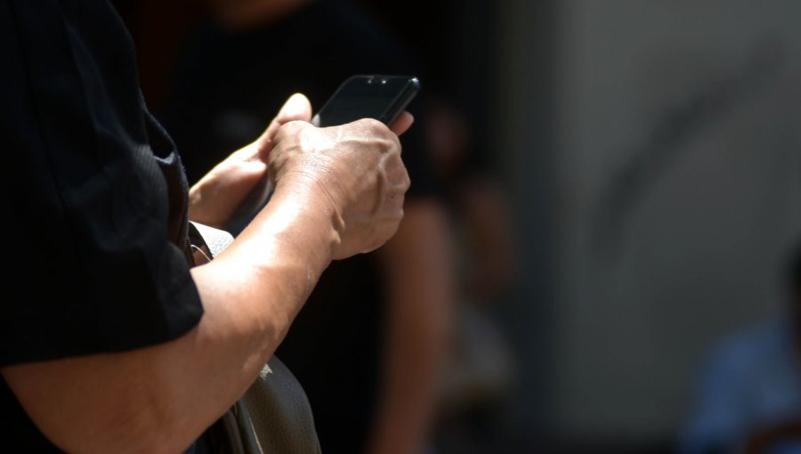 Gobierno alerta sobre SMS fraudulento que solicita datos personales para recepción del Bono Invierno de $120 mil