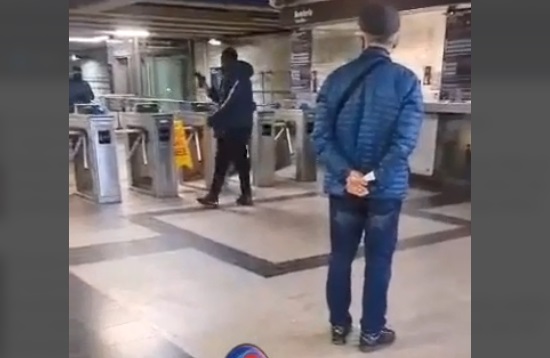 Detienen a hombre que amenazó con un arma a trabajadores de la estación Viña del Mar del Metro