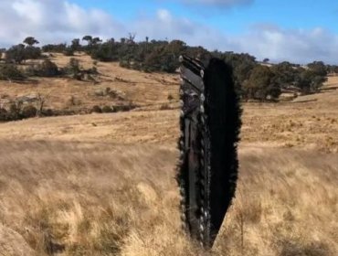 El raro hallazgo de restos carbonizados de una cápsula de SpaceX en una granja de Australia