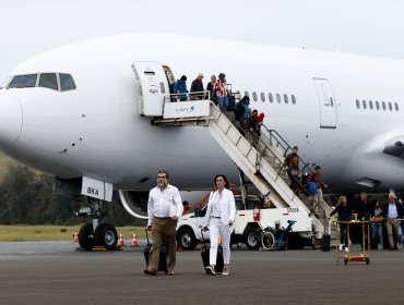 Cerca de 230 turistas llegaron este jueves a Rapa Nui tras dos años de cierre