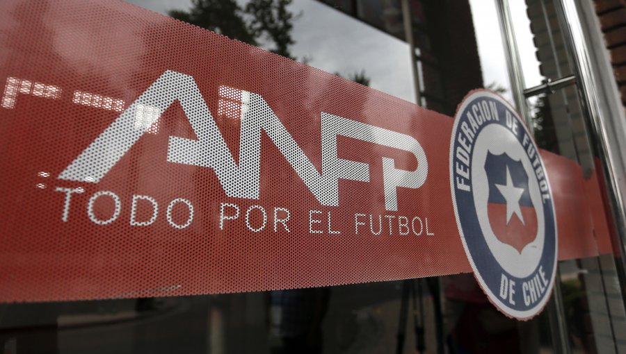 ANFP rechaza utilización de logos de clubes en campañas del plebiscito