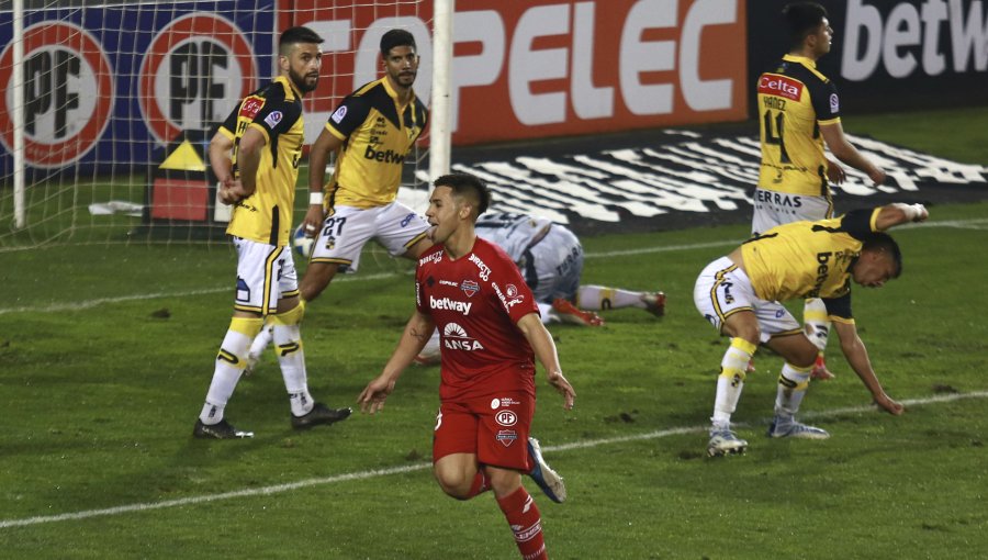 Ñublense volvió al triunfo ante Coquimbo Unido y se mantiene segundo a 6 puntos de Colo-Colo