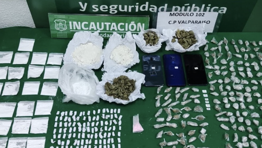 Tusi, marihuana, pasta base y cocaína: Decomisan medio kilo de drogas al interior de una celda de la cárcel de Valparaíso