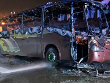 Dos buses fueron incendiados en ataque registrado en la zona urbana de Cañete