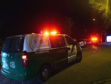 Protesta en el centro de Santiago termina con dos carabineros agredidos y turbazo a multitienda y farmacia