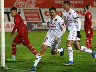 Unión Española lo dió vuelta ante Ñublense y trepa en la parte alta de la tabla