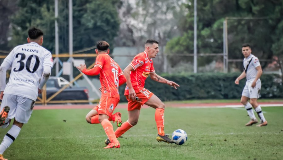 S. Morning y Cobreloa empataron sin goles en el inicio de los octavos de final de Copa Chile