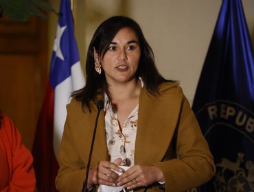 Siches recibe críticas tras decir que Carabineros es una "entidad autónoma": Ministra apuntó a "un error de interpretación"