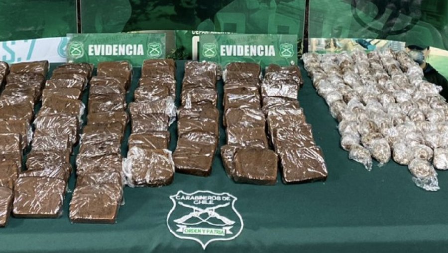 Sorprenden a sujeto vendiendo "queques mágicos" en Viña del Mar: se le incautaron 116 brownies y 78 cocadas con marihuana