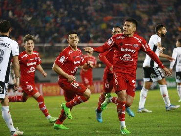 Ñublense remontó ante Colo-Colo y dio el primer golpe en la llave por octavos de final de Copa Chile