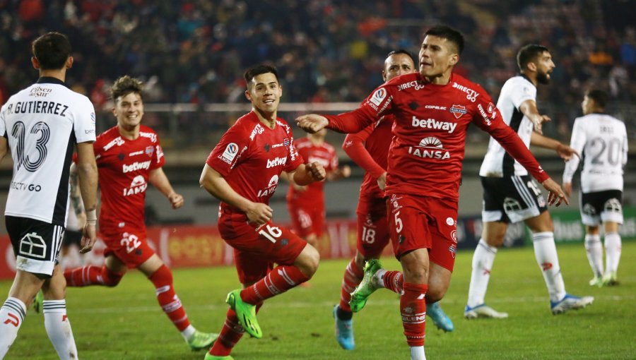 Ñublense remontó ante Colo-Colo y dio el primer golpe en la llave por octavos de final de Copa Chile