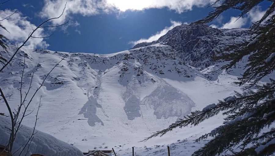 Declaran Alerta Temprana para la comuna de San José de Maipo por amenaza de avalancha en el sector de Baños Morales