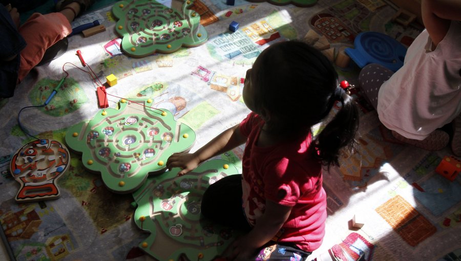Administración Navia reconoce que "irregularidad" en uso de cocinas dejó sin alimentación a niños de sala cuna en La Cruz