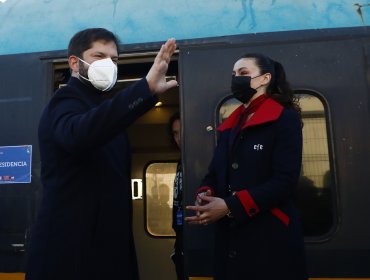 Presidente Boric inició gira en tren que lo llevará a las regiones de O'Higgins, Maule y Ñuble: hará anuncios en varias comunas