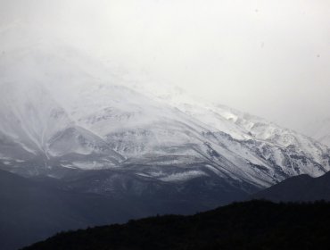 Más de 2 mil personas se encuentras aisladas en Lonquimay tras nevadas