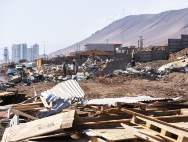 Partido Socialista suspende militancia de dirigente que tenía casa en "toma vip" de Antofagasta