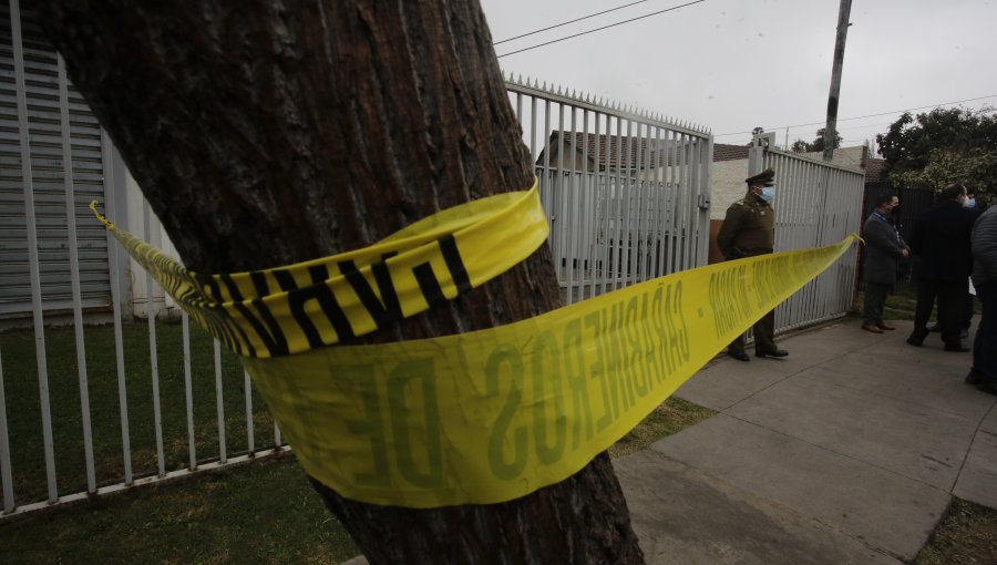 Violento asalto en casa de Las Condes: Dueño de casa se encontró de frente con seis delincuentes