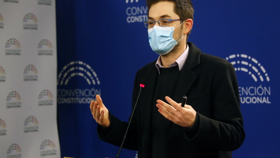 Contraloría instruye sumario en Hospital Barros Luco tras charla de exvicepresidente de la Convención