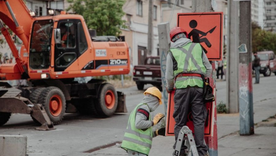 Trabajos de repavimentación de la Av. Matta del cerro Los Placeres fueron retomados: obra será entregada en marzo de 2023