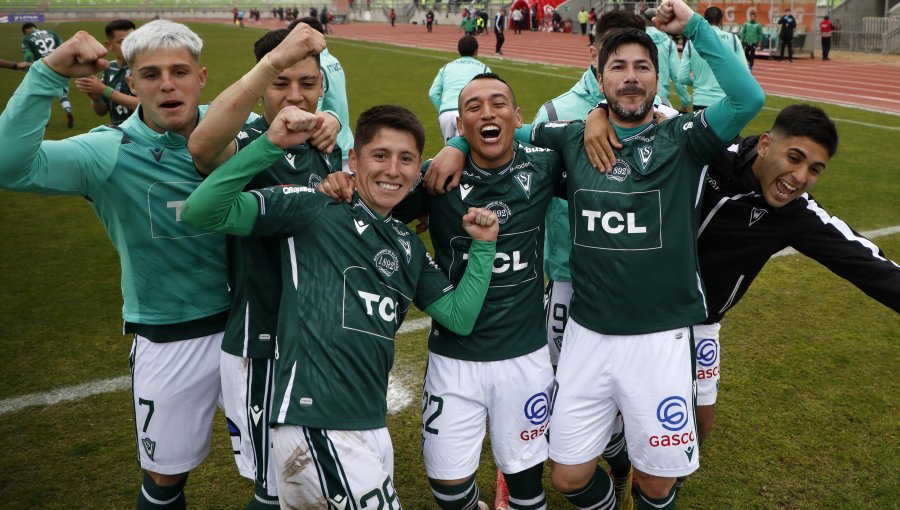 La ola de memes y reacciones que dejó el reconocimiento oficial de los torneos de 1941 y 1942 ganados por Santiago Wanderers