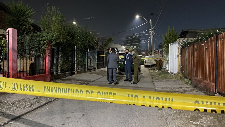 Investigan posible caso de parricidio y posterior suicidio en Puente Alto: hombre habría estrangulado a su madre de 83 años