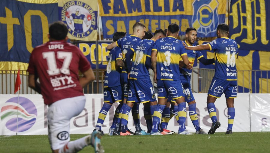 Everton le pasa por encima a Deportes La Serena y escala momentáneamente a la sexta posición