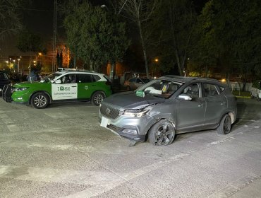 Cuatro menores de edad detenidos tras robar un automóvil y protagonizar persecución por varias comunas de la región Metropolitana