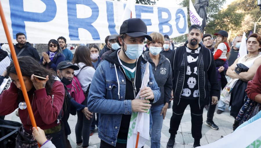 Jorge Sharp se lava las manos tras repudiable show en Valparaíso: "La acción en cuestión no estuvo en conocimiento previo"