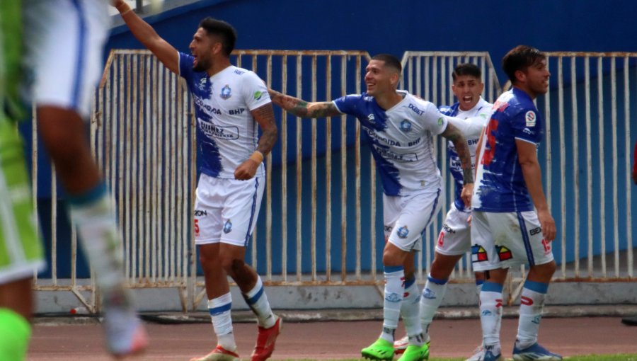 Deportes Antofagasta consigue triunfo de oro ante Ñublense: sale de la zona de descenso y complica a la U. de Chile