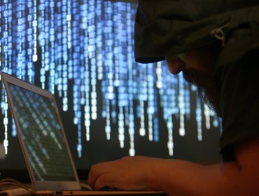 Ente técnico del Gobierno emite alerta para todo el Estado tras ataque informático contra el Sernac