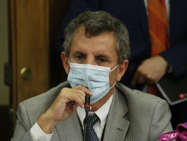 Comisión de Ética sanciona a Gonzalo de la Carrera por agresión contra diputado Manouchehri: Censura y rebaja de dieta parlamentaria