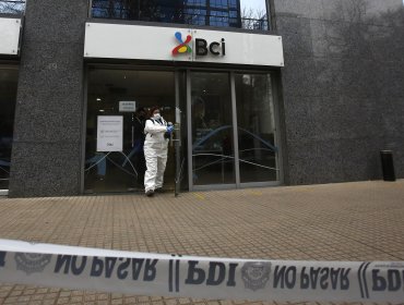 Detienen a guardia de seguridad por su presunta vinculación con robo de $600 millones desde sucursal bancaria en Las Condes