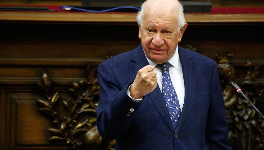 Ricardo Lagos dice que el presidente Boric tras el plebiscito tendrá que "conducir el debate constitucional y las demandas ciudadanas"