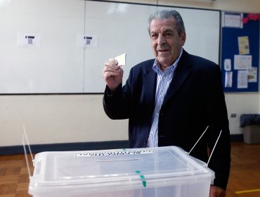 Expresidente Frei dice que "necesitamos una Constitución apoyada por la gran mayoría para no seguir en esta incertidumbre"