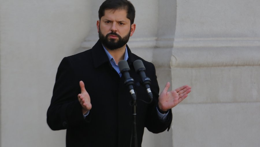 Presidente Gabriel Boric convoca para este lunes a todos los partidos políticos a una reunión en el palacio de La Moneda