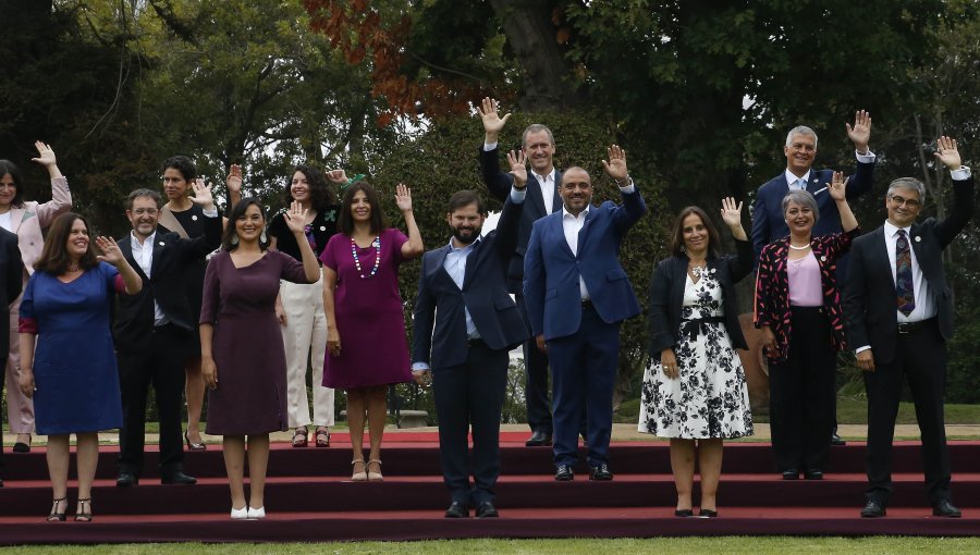 Confirman primer cambio de gabinete en el gobierno de Gabriel Boric para este martes en La Moneda