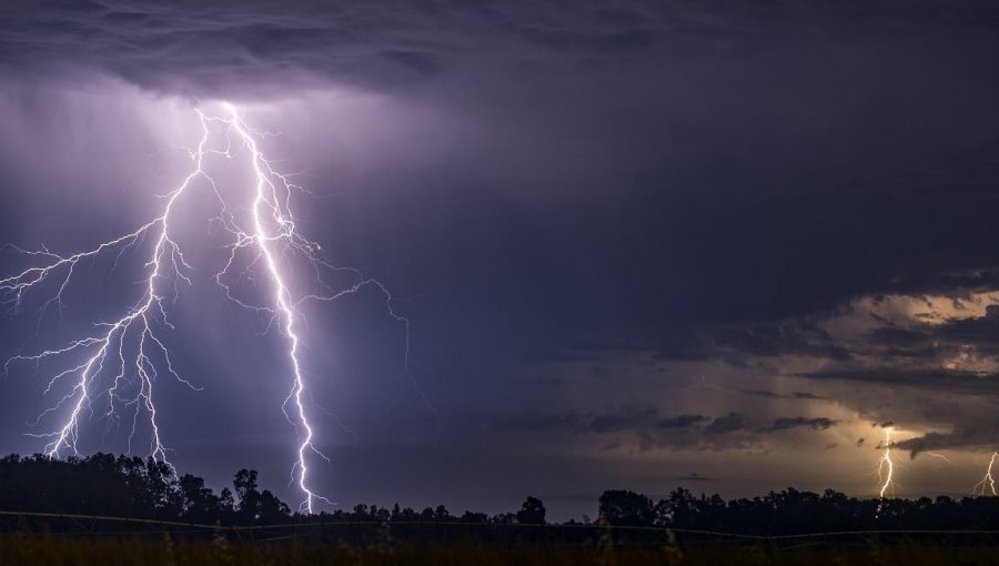 Declaran Alerta Temprana Preventiva para la región de La Araucanía por probables tormentas eléctricas