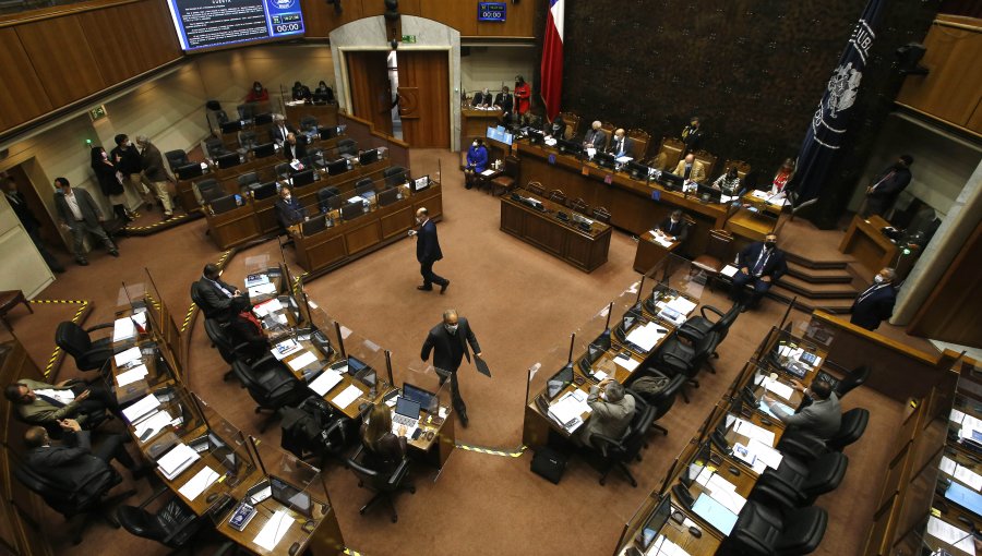 Partidos políticos inician reuniones en el Congreso Nacional para establecer cómo continuará el proceso constituyente en Chile