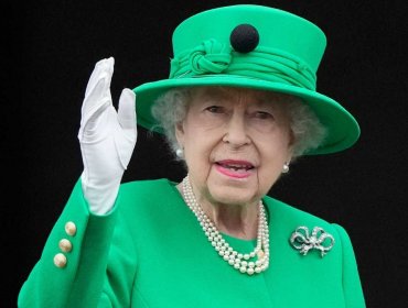 "Nuestras sinceras condolencias": Gobierno lamenta el fallecimiento de la reina Isabel II