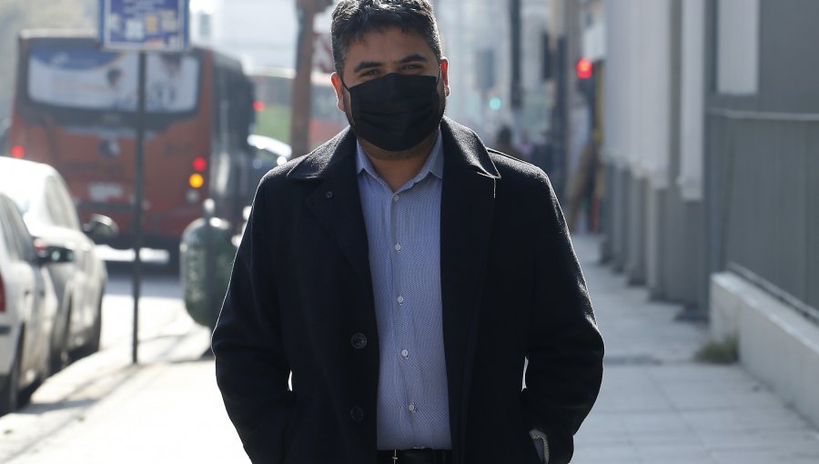 "La pandemia se acabó": Presidente de la Comisión de Salud de la Cámara pide el fin del Pase de Movilidad y del uso de la mascarilla