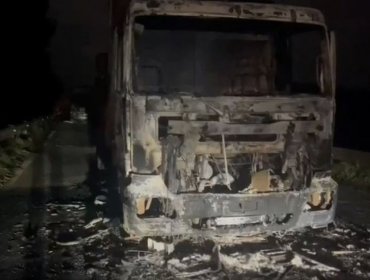 Nuevo ataque incendiario afectó a dos camiones en la ruta que une Los Sauces con Traiguén