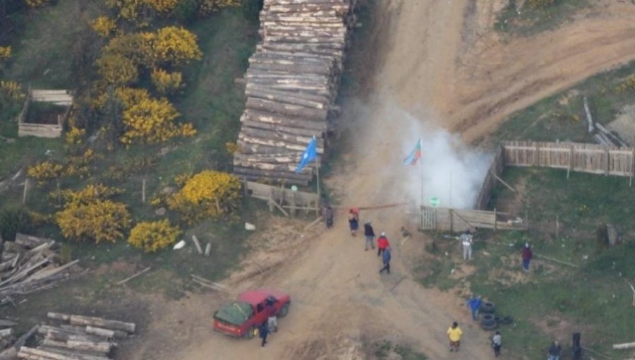 Comunero mapuche resultó lesionado de gravedad tras ser atropellado por Carabineros en operativo por robo de madera en Arauco