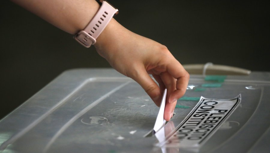 Servel recomienda no realizar un nuevo proceso electoral hasta abril del próximo año