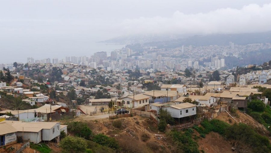 Despliegan ayudas para la madre que sobrevivió a tragedia familiar en Viña del Mar: perdió a su esposo y sus tres hijos en incendio