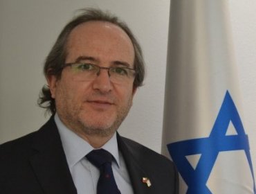 Embajador de Israel asegura que Cancillería se disculpó "repetidas veces" tras decisión de Boric de no recibirlo en La Moneda