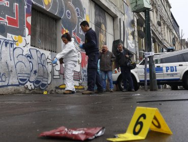Policía frustró "portonazo" en Calera de Tango: utilizó su arma de fuego tras ser apuntado por los delincuentes